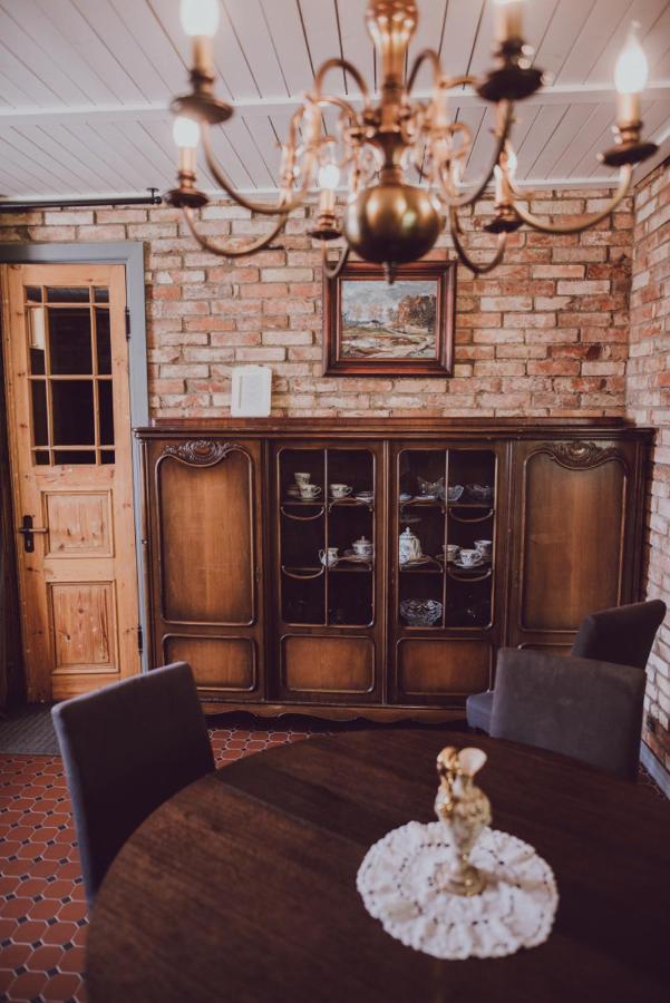 Saha Kluba Apartamenti คูลดีกา ภายนอก รูปภาพ
