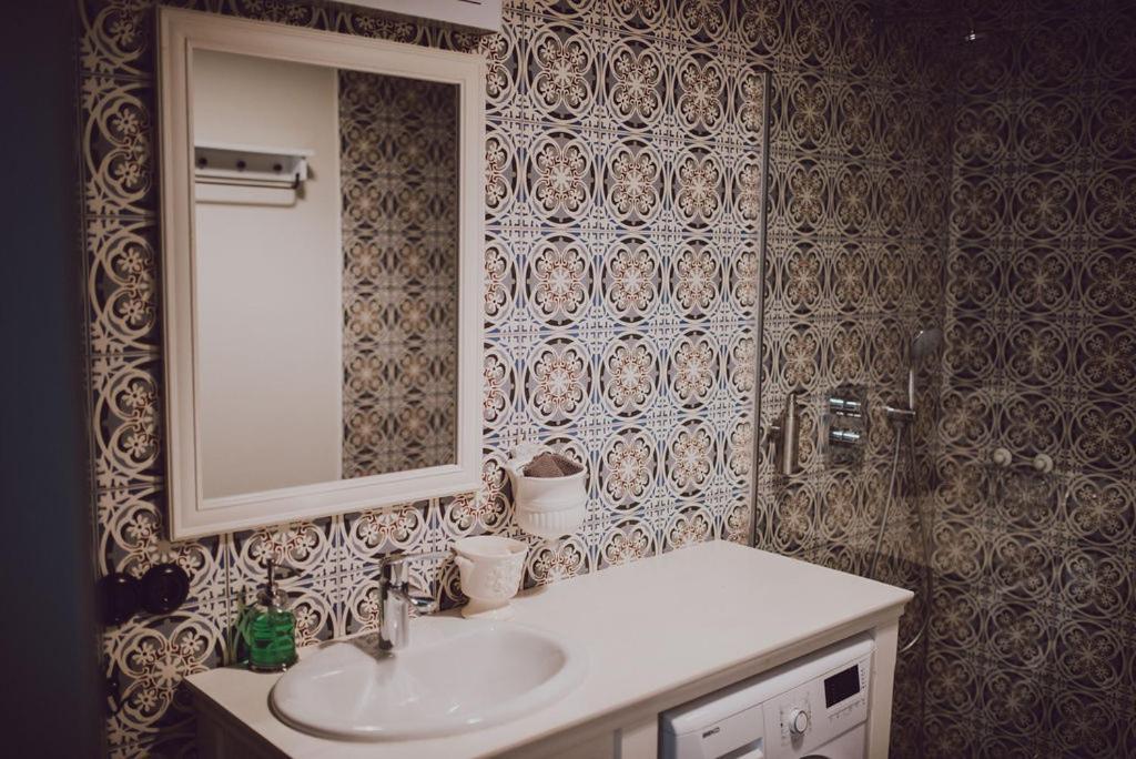 Saha Kluba Apartamenti คูลดีกา ภายนอก รูปภาพ