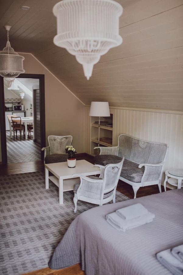 Saha Kluba Apartamenti คูลดีกา ภายนอก รูปภาพ