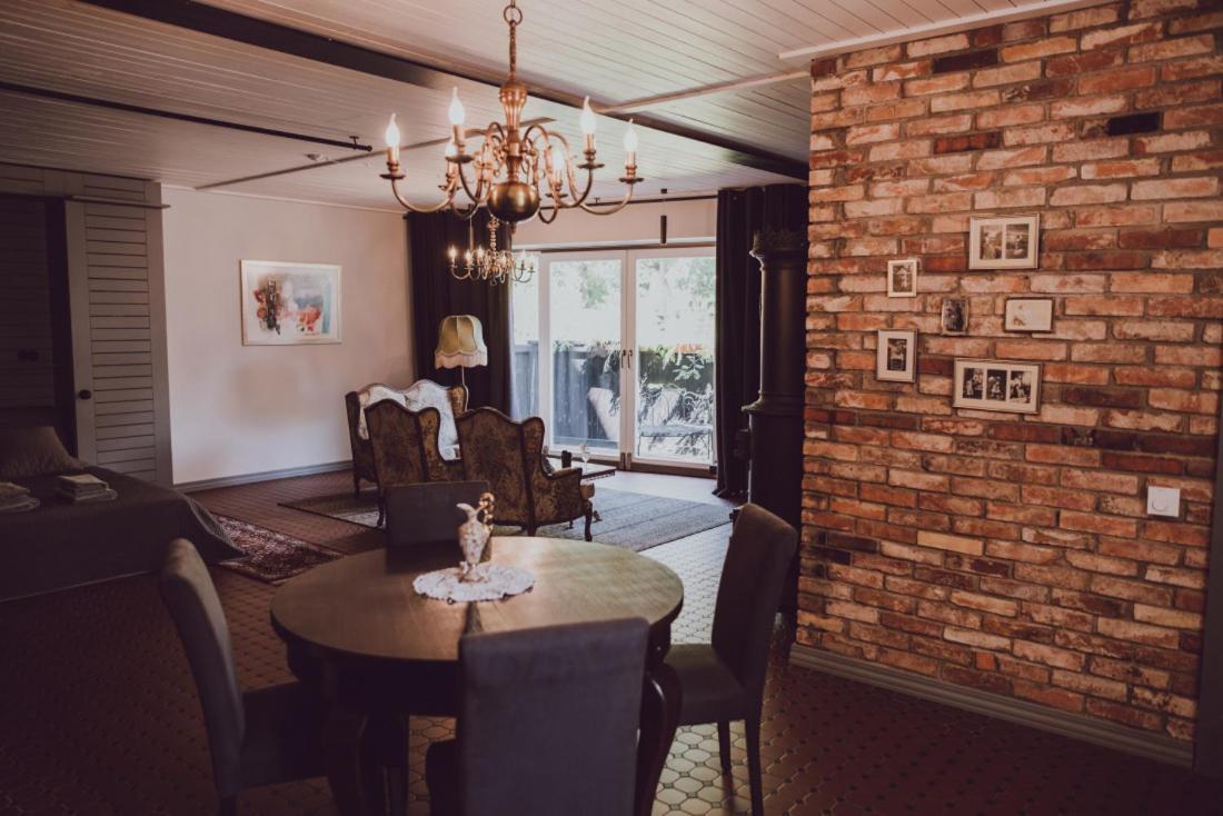 Saha Kluba Apartamenti คูลดีกา ภายนอก รูปภาพ