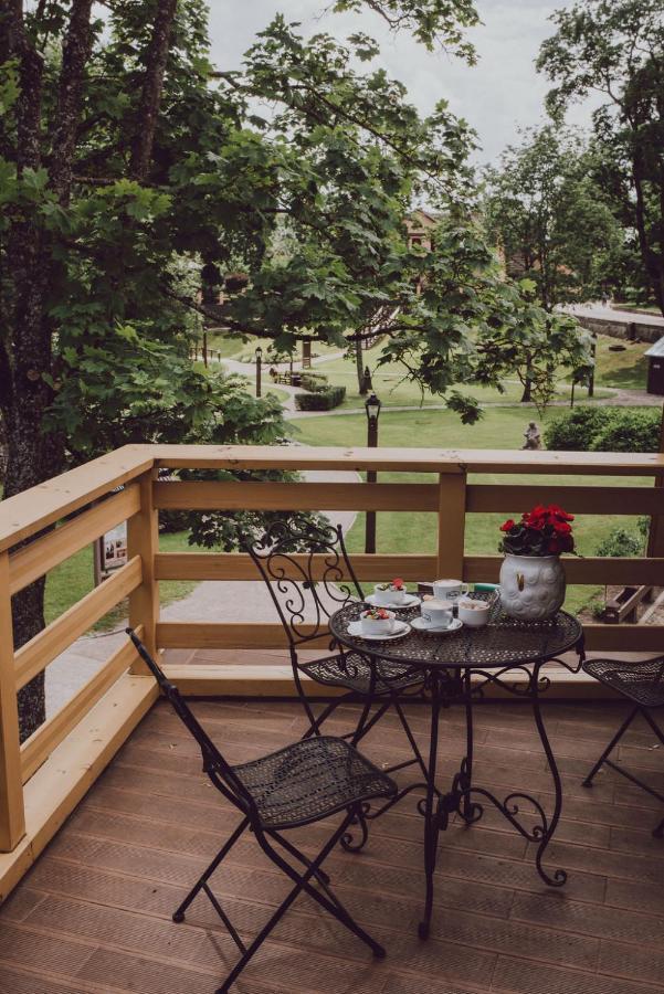 Saha Kluba Apartamenti คูลดีกา ภายนอก รูปภาพ